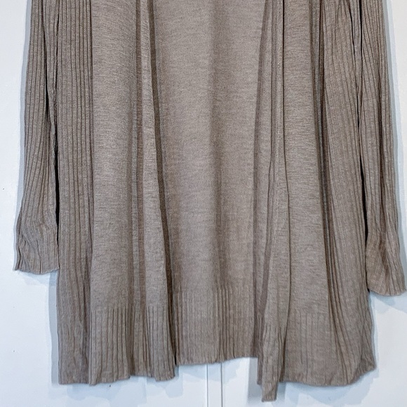 Philosophy Long Sleeve Open Style Cardigan Sweater - Picture 3 of 9